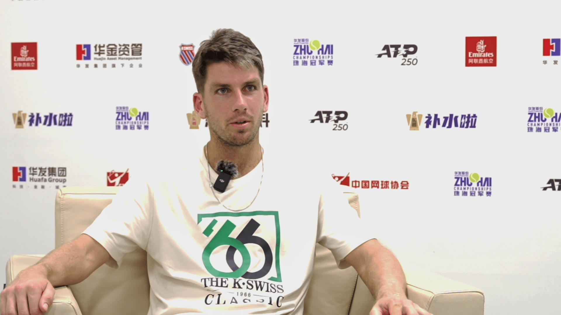 在赛场与赛 在赛场与赛